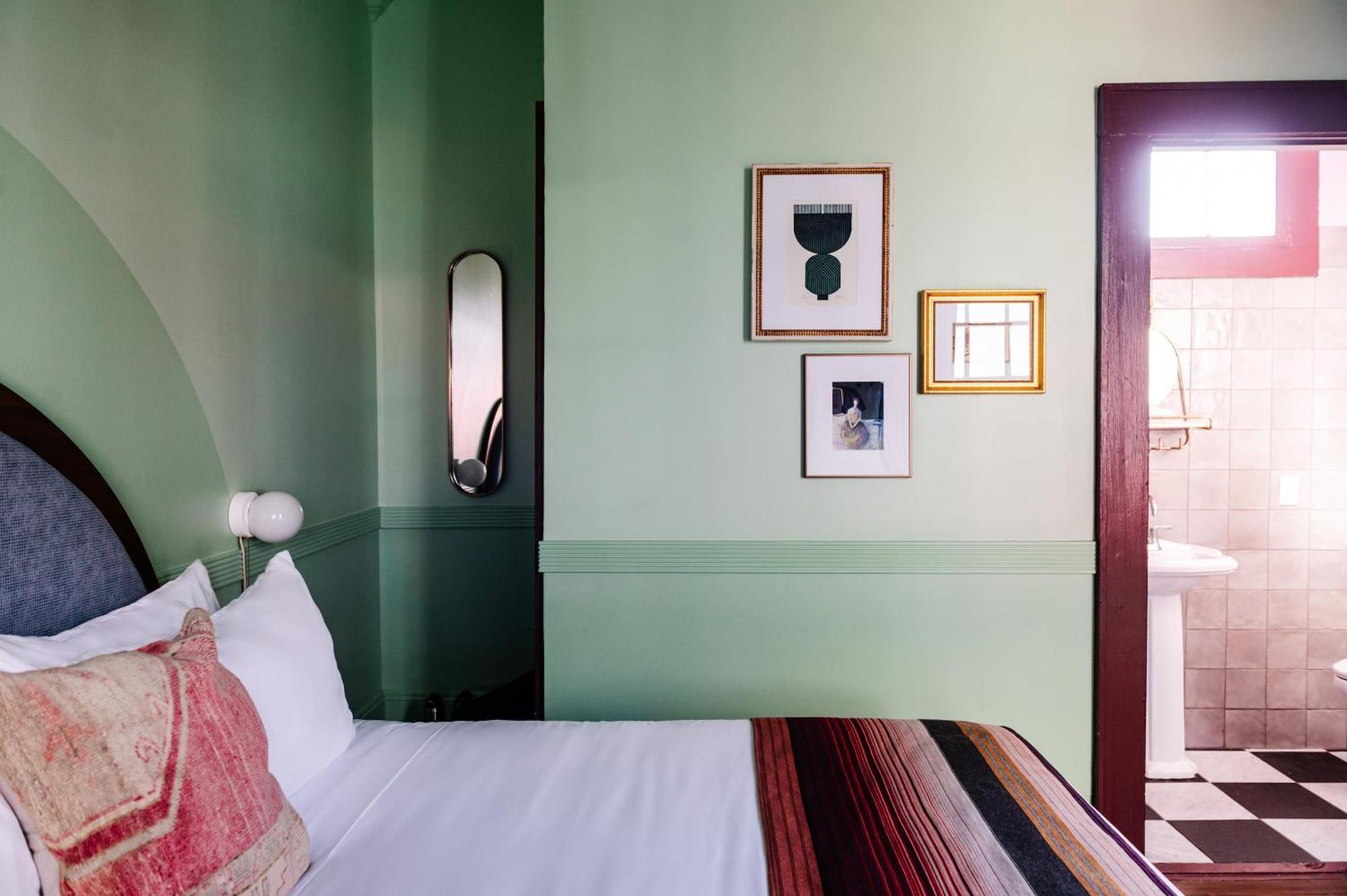 The Frenchmen New Orleans By Kasa Hotel Room photo