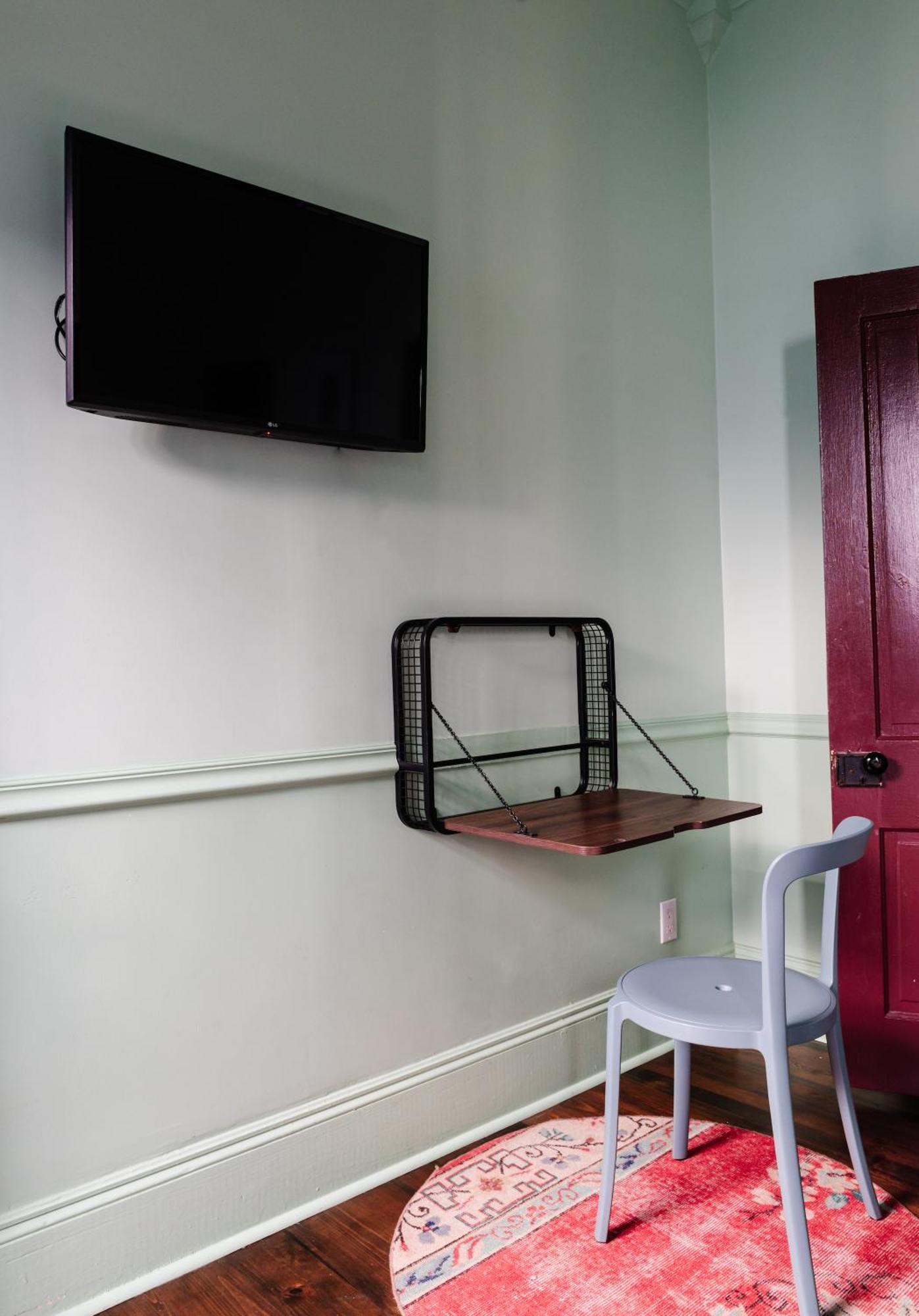 The Frenchmen New Orleans By Kasa Hotel Room photo